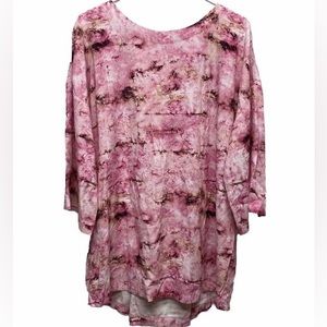 Soft Surroundings Womens size medium shirt Abilene  Magenta tunic top modest